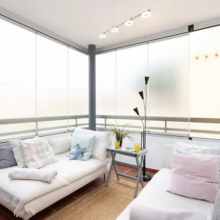 House 아파트 La Tejita